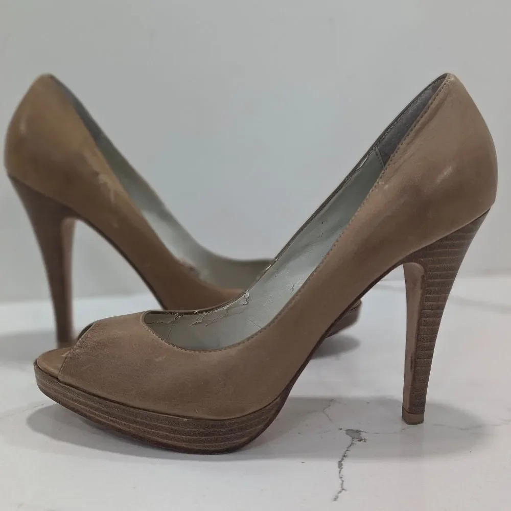 Steve Madden LALO Peep Toe Nude Leather Platform Pumps Shoes Round Toe Size 8.5